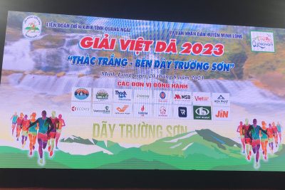 Tham gia chạy việt dã